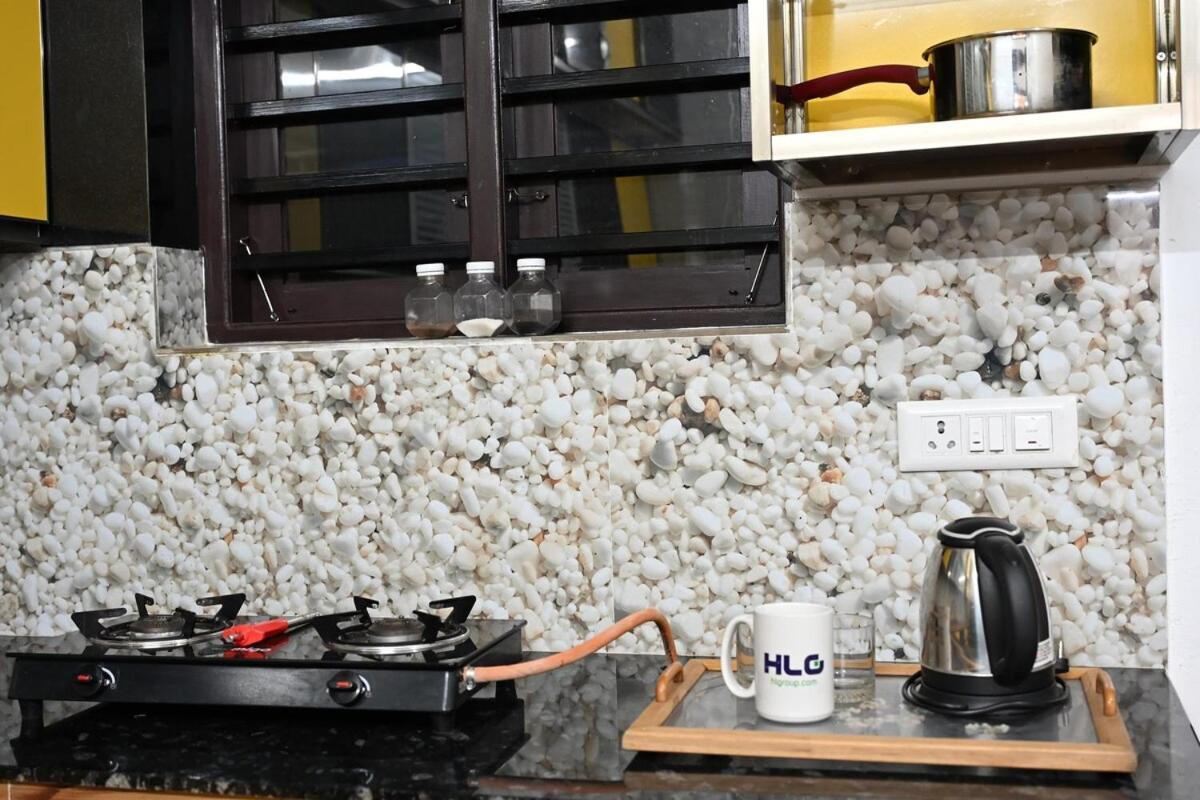 Elamkulam Penthouse - 3Bhk Ac With Kitchen - Kochi Διαμέρισμα Chottanikara Εξωτερικό φωτογραφία